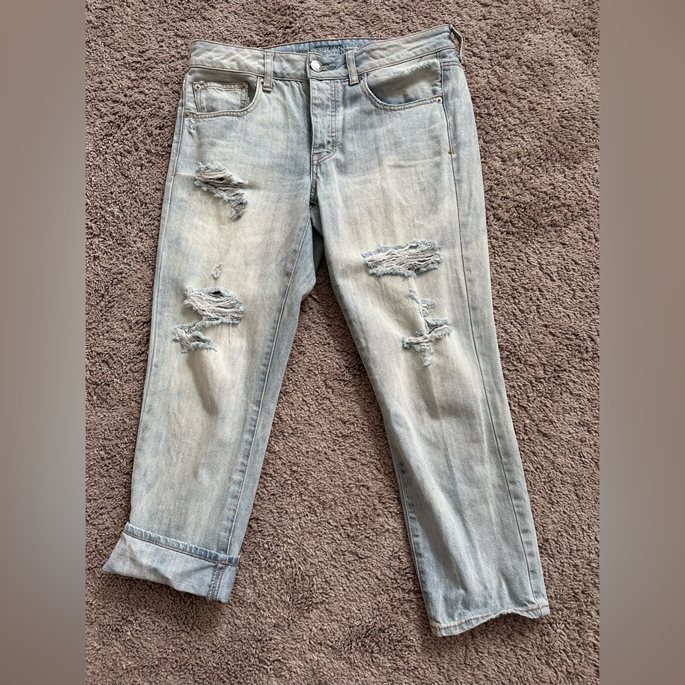 American Eagle Light Wash Cropped Distressed Boyfriend Jeans